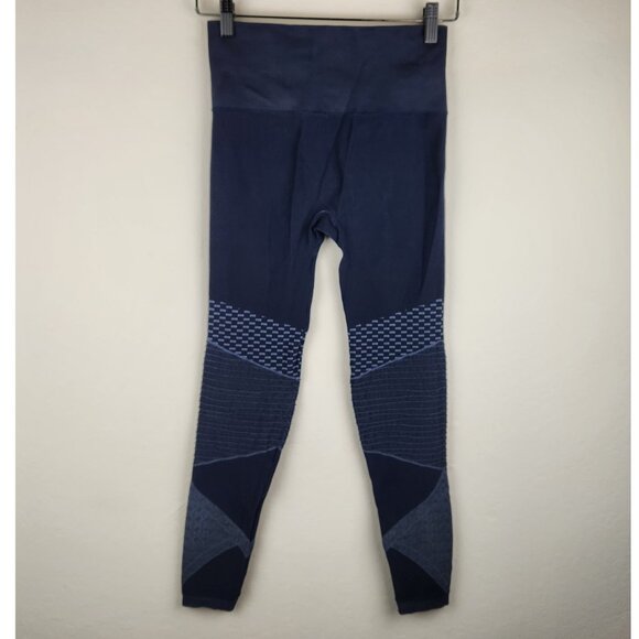 Spanx Look at Me Now Seamless Moto Leggings sz S - Picture 2 of 6